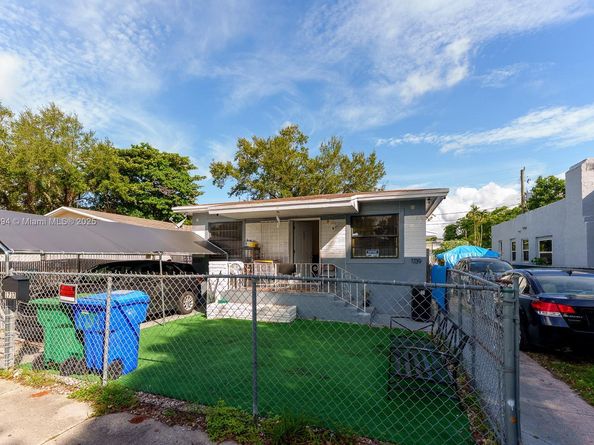 1737-1739 NW 47th Ter, Miami FL 33142