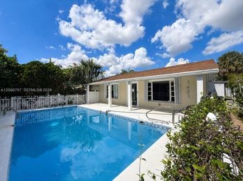 1421 S Palmway