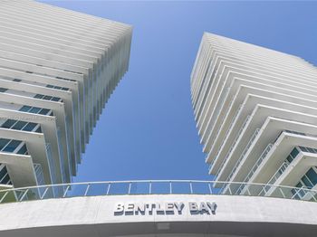 520 West Ave