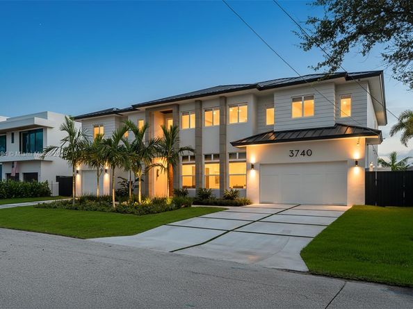 3740 NE 29th Ave, Lighthouse Point FL 33064