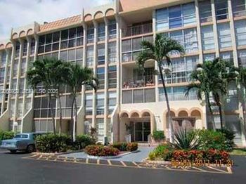 851 Three Islands Blvd