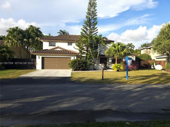 15591 SW 45th Ter, Miami FL 33185