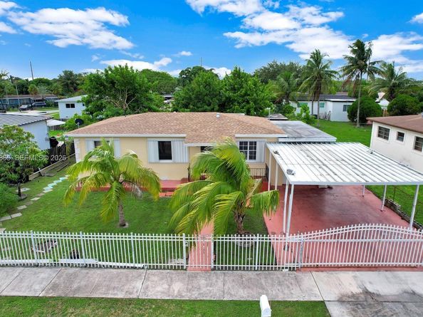 17950 NW 6th Ct, Miami Gardens FL 33169