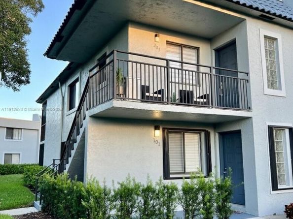 16531 Blatt Blvd 101, Weston FL 33326
