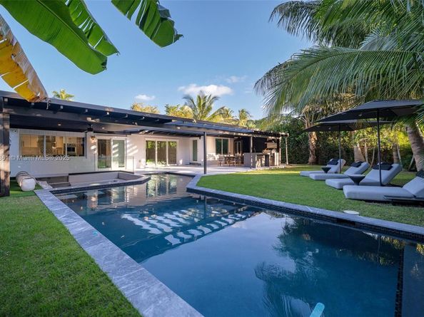 10618 NE 11th ct, Miami Shores FL 33138