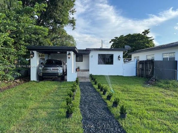440 E 37th St, Hialeah FL 33013