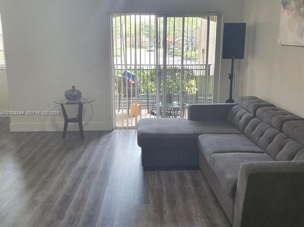 11650 SW 2nd St 16103, Pembroke Pines FL 33025