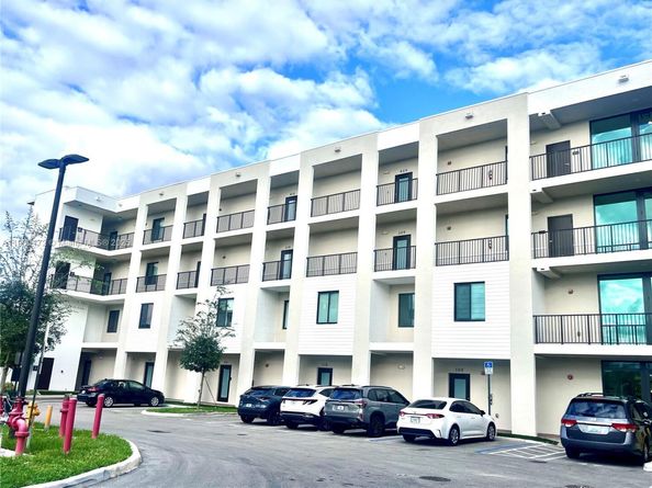 8001 NW 41 St. F311, Doral FL 33166