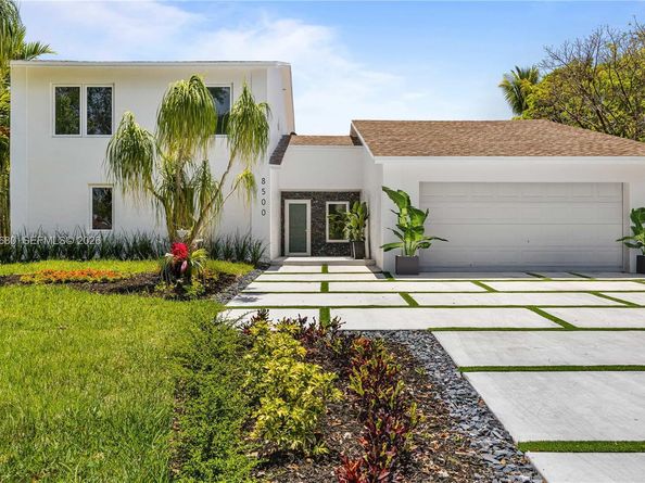 8500 SW 179th St, Palmetto Bay FL 33157