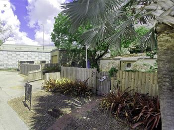 749 NW 43rd St