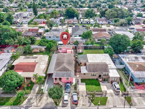 854 E 24th St, Hialeah FL 33013