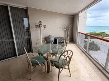 6767 Collins Ave