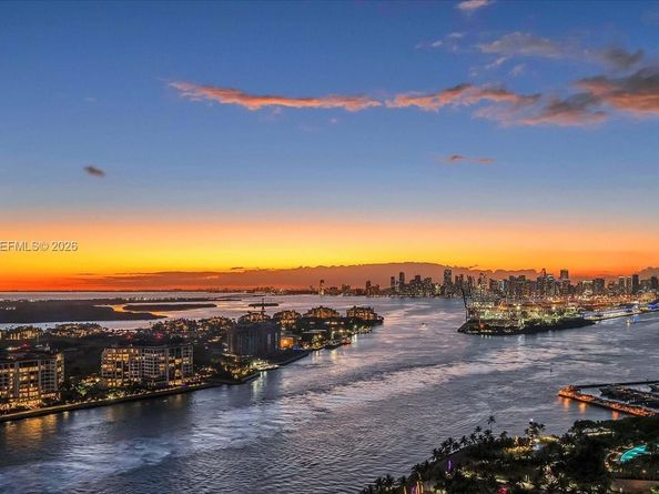 100 S Pointe Dr 3002, Miami Beach FL 33139