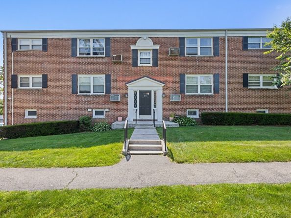 90 Strawberry Hill Avenue 3, Stamford CT 06902