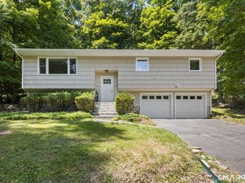 2 Oakwood Drive