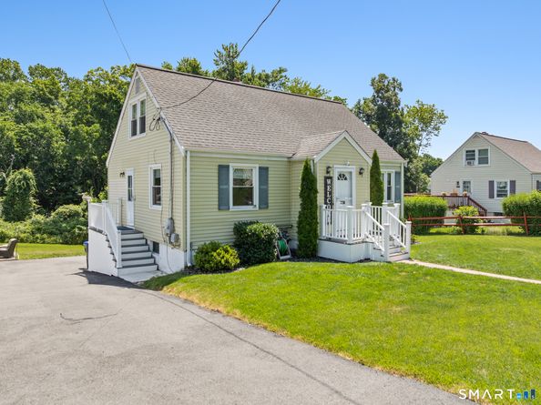 30 Lansing Avenue, Trumbull CT 06611