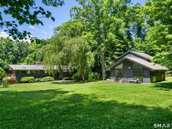 9 Fall Ridge Road, Weston CT 00688