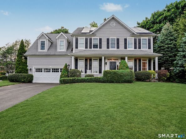 28 Walnut Ridge Lane, Stamford CT 06905