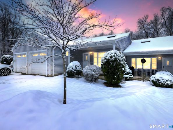 3 Behrens Terrace 3, Monroe CT 06468