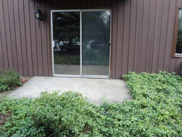 136 Deer Hill Avenue B12, Danbury CT 06810