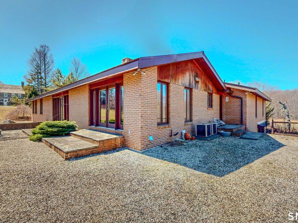 19 Marchant Road, Redding CT 06896