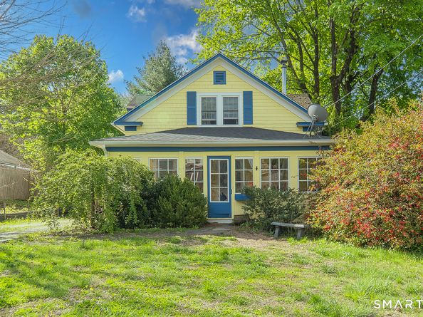 28 Reservoir Street, Bethel CT 06801