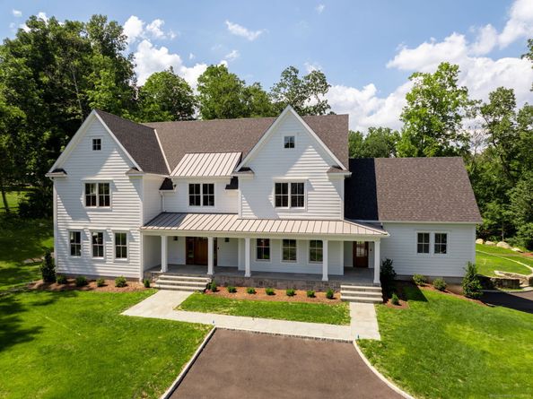 25 Hillcrest Road, New Canaan CT 06840