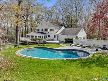 54 Saint George Lane