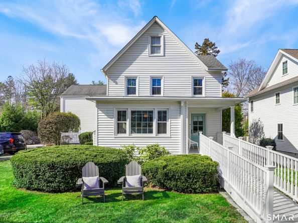 39 Park Place 39, New Canaan CT 06840