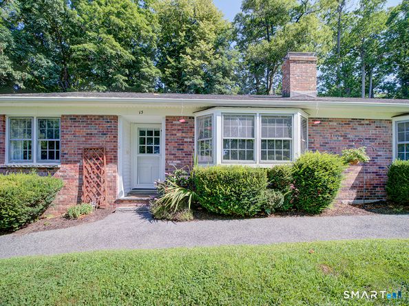13 Douglas Drive 13, Brookfield CT 06804