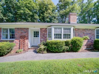 13 Douglas Drive