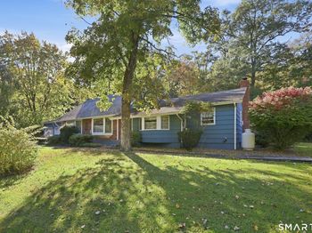 1 Knollwood Lane