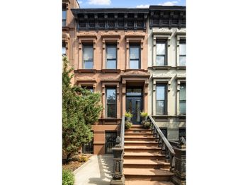 427A 8th Street