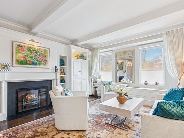 128 Central Park S 2A, New York NY 10019