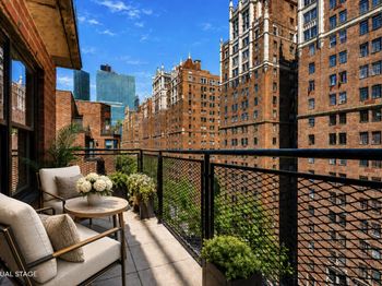 2 Tudor City Place