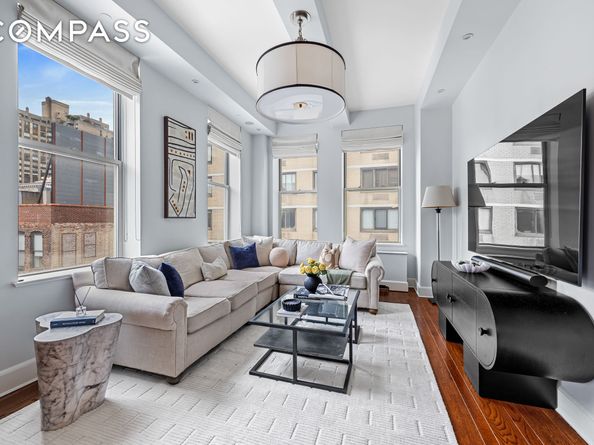 49 East 21st Street 10C, New York NY 10010