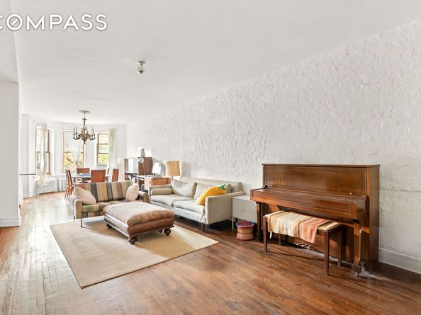 250 East 25th Street, Brooklyn NY 11226