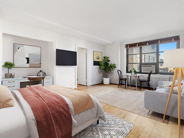 235 East 22nd Street 12R, New York NY 10010