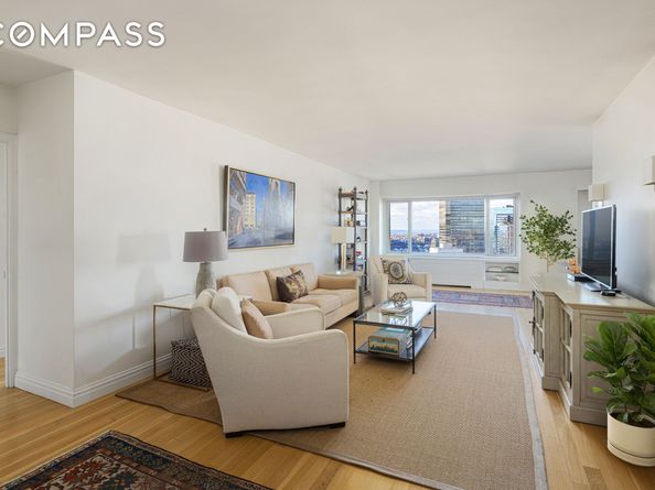 20 West 64th Street 39K, New York NY 10023