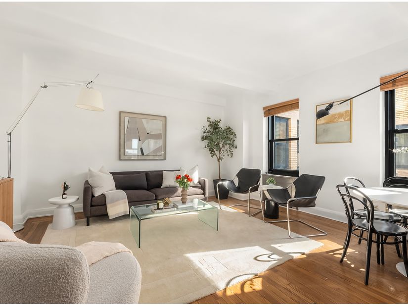 300 West 23rd Street 14M, New York NY 10011