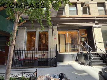 95 Vandam Street