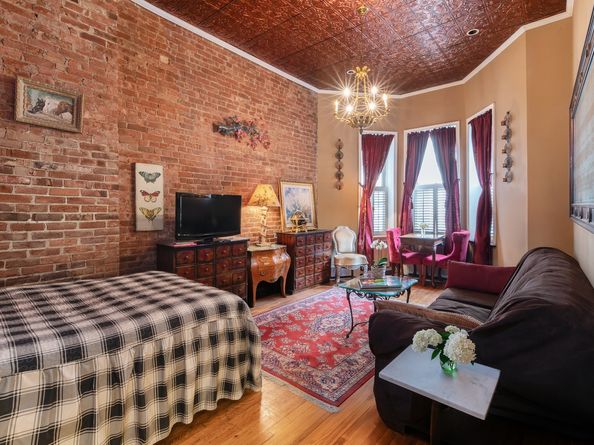 136 West 70th Street 3, New York NY 10023