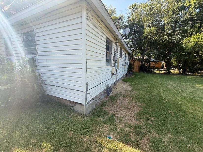 3008  Ballinger Drive , Garland Texas 75041