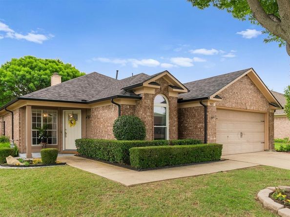 903  Santa Fe Drive , Saginaw Texas 76131