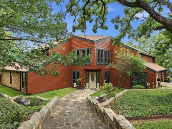 122  Brookdale Drive 
