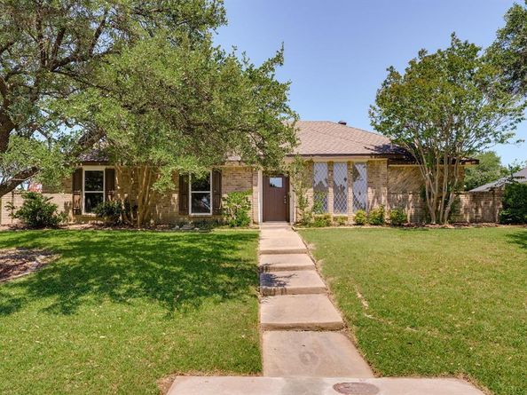 3406  Windridge Drive , Garland Texas 75043