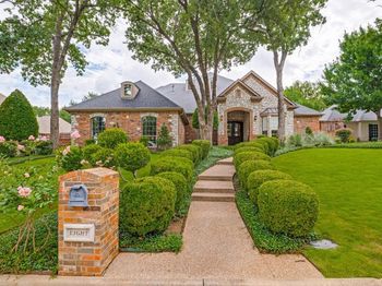 8  Hidden Lake Court 