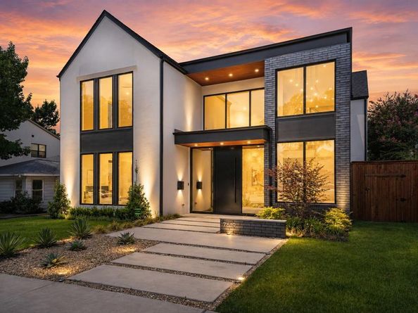 7619  Kenwell Street , Dallas Texas 75209