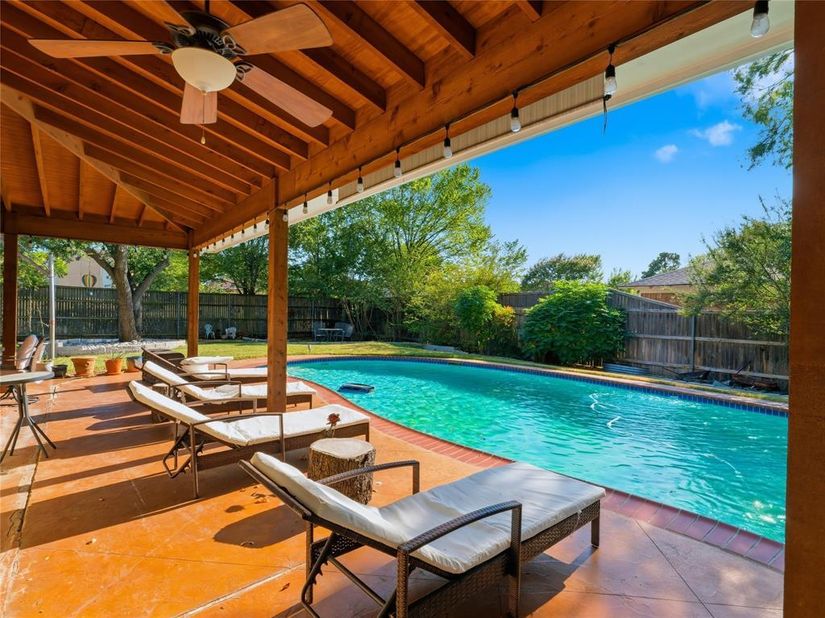 3410  Country Club Road , Pantego Texas 76013