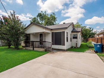 4520 W Lake Highlands Drive 